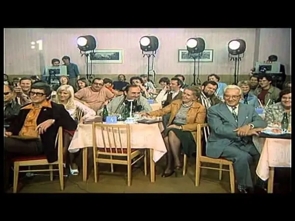 Spadla z oblakov: Záhadný cudzinec (rozprávka)