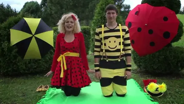 Smejko a Tanculienka: Oli oli (pesnička)